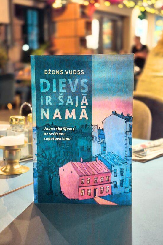 Dž. Vudss "Dievs ir šajā namā"